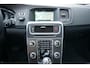 Volvo V60 2.4 D6 Twin Engine R-Design * dealer onderhouden * + PANODAK / STANDKACHEL / MEMORY