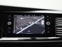 Volkswagen Transporter 2.0 TDI L1H1 204 PK Automaat | Camera | Cruise Control | Multifunctioneel stuur | Bijrijdersbank | Parkeerhulp voor + achter | Navigatie | App-Connect |
