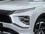 Mitsubishi Eclipse Cross 2.4 PHEV Instyle | Panoramadak | Leder | Head-up | Stoel en stuurverwarming | FABRIEKSGARANTIE TOT 06-2029!