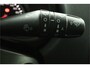 Jeep Renegade 1.4 MultiAir Night Eagle II Limited Navigatie - Parkeersensoren - Climate Control - Bluetooth - Trekhaak - Virena zekerheidspakket € 895,-