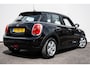 MINI One 1.5 Business Edition Navigatie/ Climate control/ Armsteun/ Carplay/ Dab/ Cruise control/ Lmv