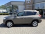 Toyota RAV4 2.0 VVT-i EXECUTIVE BUSINESS NL-AUTO AUTOMAAT KEYLESS NAVI STOELVERW EL-STOEL TREKHAAK 1500KG-TREKGEW CAMERA HALF-LEDER CRUISE CLIMA