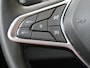 Renault Clio 1.6 E-Tech Hybrid Intens 145PK | Automaat | Trekhaak | Navigatie via Telefoon | Climate Control | Parkeersensoren | Apple CarPlay & Android Auto
