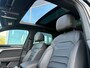 Volkswagen Touareg 3.0 TSi eHybrid 4MOTION R Black Edition Luchtvering / Trekhaak / Panoramadak