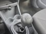 Toyota Aygo 1.0-12V Access | Nieuwe APK bij aflevering | Airco | FM-radio | Aux |