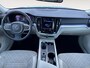 Volvo V60 2.0 B3 Essential | Navigatie | Cruise Control | Apple Carplay/ Android Auto | Climate Control | Led koplampen | 12 maanden garantie!