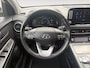Hyundai Kona Electric EV Premium 64 kWh | Achteruitrijcamera | Head Up Display | Dodehoek Detectie | Lederen Bekleding | Climate Control | 12 maanden garantie |