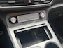 Hyundai Kona Electric EV Premium 64 kWh | Achteruitrijcamera | Head Up Display | Dodehoek Detectie | Lederen Bekleding | Climate Control | 12 maanden garantie |