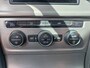 Volkswagen Golf 1.2 TSI Comfortline | Met o.a. cruise control, climate control, navigatie, bluetooth telefoonvoorb. en PDC achter!