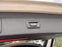 BMW X1 sDrive20i ParelWeiss | Full Options | HUD | NavPro | Stoelverw | All wheater | Uniek