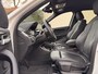 BMW X1 sDrive20i ParelWeiss | Full Options | HUD | NavPro | Stoelverw | All wheater | Uniek