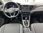 Volkswagen Polo 1.0 TSI Life / AUTOMAAT/ PARKEER SENSOREN V+A/ CAMERA/ LED/ STOELVERWARMING/ APP-CONNECT/ ADAPTIVE CRUISE/ DIGITAL DASH/ KEYLESS/ DAB/ CLIMA/ 15'' LMV