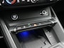 Audi Q3 45 TFSI e 2x S Line PHEV 245pk Dealer O.H. | Trekhaak Afn. | Adaptive Cruise | 360 Camera | Matrix LED | Sportstoelen Memory & Verwarmd | Keyless | Blis | Apple Carplay | Sfeerverlichting | 20"L.M | Navigatie | DAB | Plug In Hybrid |