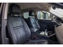 Land Rover Range Rover Evoque 1.5 P300e AWD SE | BTW | DEALER.OND | ACC | CAMERA | MEMORY | ELEK.TREKHAAK |