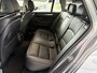 BMW 5-Serie Touring 520i High Executive Airco - Parkeersensoren - Navigatiesysteem - Trekhaak - Cruise control - Licht metalen velgen 17 inch - Start/stop systeem - Voorstoelen verwarmd - Stuur multifunctioneel - Bluetooth - Radio/ Elektrische ramen