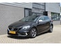 Volvo V40 2.0 T2 R-Design / Stoelverwarming / Standkachel / N.A.P.
