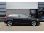 Volvo V40 2.0 T2 R-Design / Stoelverwarming / Standkachel / N.A.P.