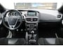 Volvo V40 2.0 T2 R-Design / Stoelverwarming / Standkachel / N.A.P.