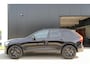 Volvo XC60 T8 Plug-in hybrid AWD Ultimate Black Edition Long Range | Head-Up | Panoramisch schuif/kanteldak | Stoelverwarming voor & achter | 360 graden camera | Standkachel | Adaptieve cruise control | Harman Kardon |