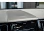 Volvo XC60 T8 Plug-in hybrid AWD Ultimate Black Edition Long Range | Head-Up | Panoramisch schuif/kanteldak | Stoelverwarming voor & achter | 360 graden camera | Standkachel | Adaptieve cruise control | Harman Kardon |