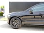Volvo XC60 T8 Plug-in hybrid AWD Ultimate Black Edition Long Range | Head-Up | Panoramisch schuif/kanteldak | Stoelverwarming voor & achter | 360 graden camera | Standkachel | Adaptieve cruise control | Harman Kardon |