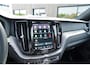 Volvo XC60 T8 Plug-in hybrid AWD Ultimate Black Edition Long Range | Head-Up | Panoramisch schuif/kanteldak | Stoelverwarming voor & achter | 360 graden camera | Standkachel | Adaptieve cruise control | Harman Kardon |