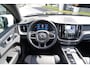 Volvo XC60 T8 Plug-in hybrid AWD Ultimate Black Edition Long Range | Head-Up | Panoramisch schuif/kanteldak | Stoelverwarming voor & achter | 360 graden camera | Standkachel | Adaptieve cruise control | Harman Kardon |
