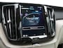 Volvo XC60 T6 AWD R-Design LONG RANGE PHEV 350pk Dealer O.H. | Trekhaak Af Fabriek | Panodak | Adaptive Cruise | 360 Camera | Harman / Kardon | Lederen Sportstoelen Memory & Verwarmd | Blis | Keyless | Google Assistent | Apple Carplay | DAB | Plug In Hybrid |