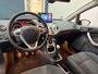 Ford Fiesta 1.4 Trend / NIEUWE APK / MULTIEMEDIA-NAVI / RIJDT SCHALEKELT GOED