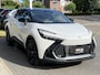 Toyota C-HR / C-HR+ 2.0 PHEV GR Sport | JBL, Geheugenfunctie, Stoel + Stuurverwarming, Groot scherm, 19 inch, Blind spot, Parkeersensoren