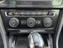 Volkswagen Golf 2.0 TSI GTI | Panoramadak | Xenon | Parkeer sensoren | Stoel verwarming |