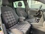 Volkswagen Golf 2.0 TSI GTI | Panoramadak | Xenon | Parkeer sensoren | Stoel verwarming |