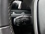 Peugeot 3008 SUV Allure 130pk Automaat | Navigatie | Achteruitrijcamera | Climate Control | Cruise Control | Parkeersensoren v+a | Keyless | Dodehoeksensor | Draadloze telefoonlader | Elektrisch inklapbare spiegels | Armsteun | Apple Carplay / Android Auto | Bluetooth | Donker getint glas | 18" lichtmetalen velgen |