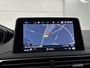 Peugeot 3008 SUV Allure 130pk Automaat | Navigatie | Achteruitrijcamera | Climate Control | Cruise Control | Parkeersensoren v+a | Keyless | Dodehoeksensor | Draadloze telefoonlader | Elektrisch inklapbare spiegels | Armsteun | Apple Carplay / Android Auto | Bluetooth | Donker getint glas | 18" lichtmetalen velgen |