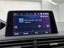 Peugeot 3008 SUV Allure 130pk Automaat | Navigatie | Achteruitrijcamera | Climate Control | Cruise Control | Parkeersensoren v+a | Keyless | Dodehoeksensor | Draadloze telefoonlader | Elektrisch inklapbare spiegels | Armsteun | Apple Carplay / Android Auto | Bluetooth | Donker getint glas | 18" lichtmetalen velgen |