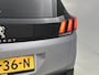 Peugeot 3008 SUV Allure 130pk Automaat | Navigatie | Achteruitrijcamera | Climate Control | Cruise Control | Parkeersensoren v+a | Keyless | Dodehoeksensor | Draadloze telefoonlader | Elektrisch inklapbare spiegels | Armsteun | Apple Carplay / Android Auto | Bluetooth | Donker getint glas | 18" lichtmetalen velgen |