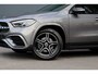 Mercedes-Benz GLA 250 e Premium+ AMG Line | Facelift | Distronic | Panoramadak | Burmester | Trekhaak | HUD | Memory | Verwarmd Stuurwiel | Surround Camera |