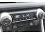 Toyota RAV4 2.5 Hybrid AWD Style Bi-Tone | Rijklaar | Parelmoer | Trekhaak | Apple/Android | Stoel-/stuurverw. | LED | El. achterklep | Dealer onderhouden