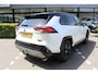 Toyota RAV4 2.5 Hybrid AWD Style Bi-Tone | Rijklaar | Parelmoer | Trekhaak | Apple/Android | Stoel-/stuurverw. | LED | El. achterklep | Dealer onderhouden