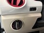 Volkswagen Up! 1.0 75pk! high up! Airco|Navi| Sportvelgen!!!