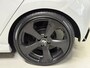 Volkswagen Up! 1.0 75pk! high up! Airco|Navi| Sportvelgen!!!