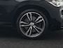 BMW X1 xDrive20i M Sport 192pk Dealer O.H. | Panodak | Adaptive Cruise | Head Up | Camera | Harman / Kardon | Alcantara Sportstoelen Verwarmd | Navigatie | 19"L.M | LED Koplampen |