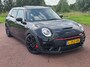 MINI Clubman 2.0 JCW 306pk ALL4 Thunder Pack | Automaat | Navigatie | Panorama/schuifdak | H&K | Verlaagd | Camera | Stoelverwarming |