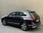 Volkswagen Tiguan 1.4 TSI eHybrid 245pk Elegance | Panoramadak | Trekhaak wegklapbaar | Adaptieve cruise | Lane assist | Camera | Virtueel cockpit | Stoel&stuurverwarming | Matrix-LED | DAB | Apple CarPlay / Android Auto | Navigatie | Volledig onderhouden
