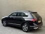 Volkswagen Tiguan 1.4 TSI eHybrid 245pk Elegance | Panoramadak | Trekhaak wegklapbaar | Adaptieve cruise | Lane assist | Camera | Virtueel cockpit | Stoel&stuurverwarming | Matrix-LED | DAB | Apple CarPlay / Android Auto | Navigatie | Volledig onderhouden