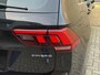Volkswagen Tiguan 1.4 TSI eHybrid 245pk Elegance | Panoramadak | Trekhaak wegklapbaar | Adaptieve cruise | Lane assist | Camera | Virtueel cockpit | Stoel&stuurverwarming | Matrix-LED | DAB | Apple CarPlay / Android Auto | Navigatie | Volledig onderhouden