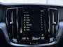 Volvo V60 2.0 T5 Momentum | Pilot Assist | Trekhaak | DAB |