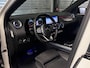 Mercedes-Benz GLA 200 AMG Line | MBUX | Trekhaak | Sfeer | Multibeam LED | 19 inch |