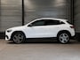 Mercedes-Benz GLA 200 AMG Line | MBUX | Trekhaak | Sfeer | Multibeam LED | 19 inch |