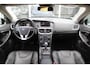 Volvo V40 1.6 T4 Summum R-design velgen | 180 pk | Automaat | 2e eigenaar | Leer | Camera | Xenon | PDC | Navi | Sportstuur | Cruise control | Climate control | 17 inch